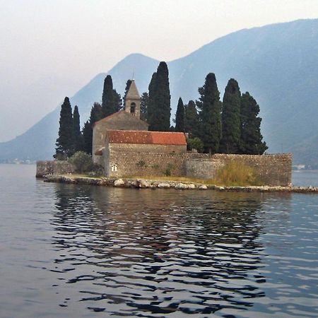 Villa Mare Apartments Tivat Exterior foto