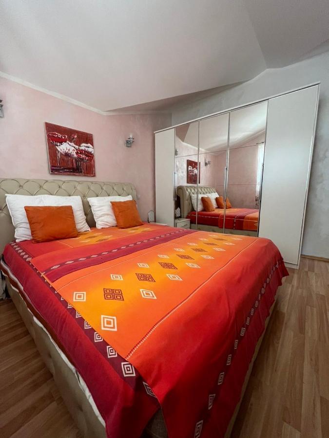 Villa Mare Apartments Tivat Exterior foto